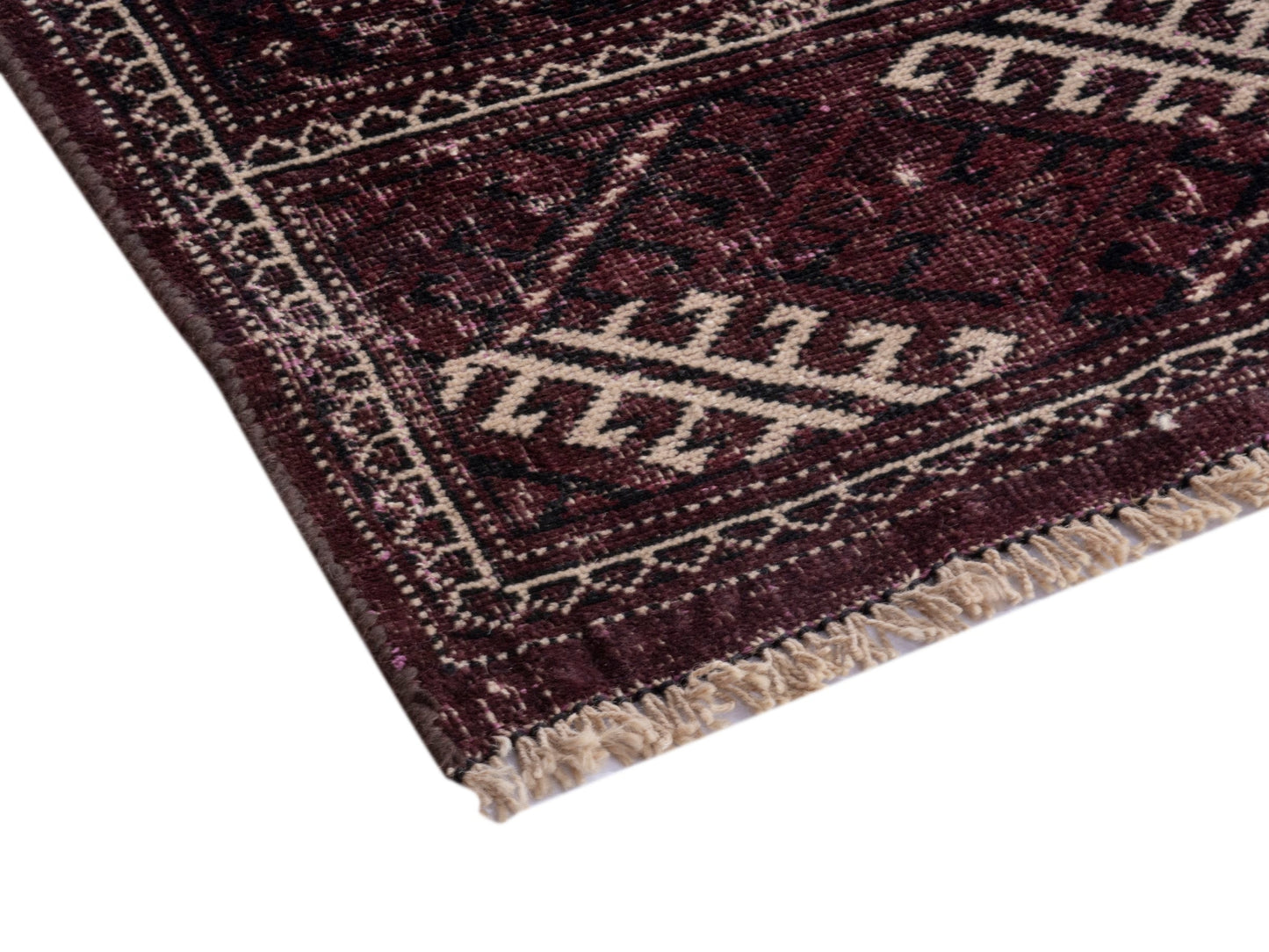 4730 - 10'10" x 13'1"