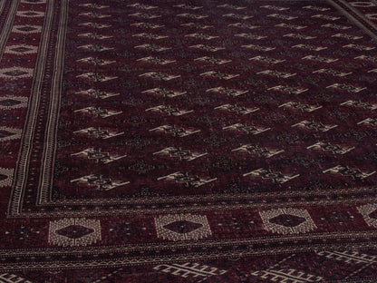 4730 - 10'10" x 13'1"