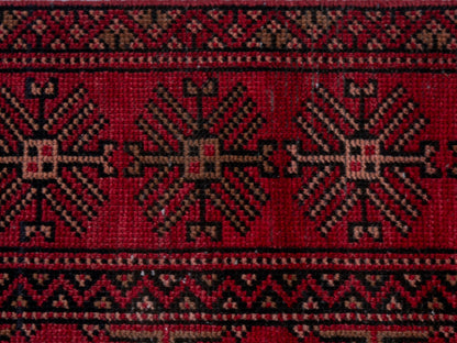 4734 - 4'10" x 10'1"