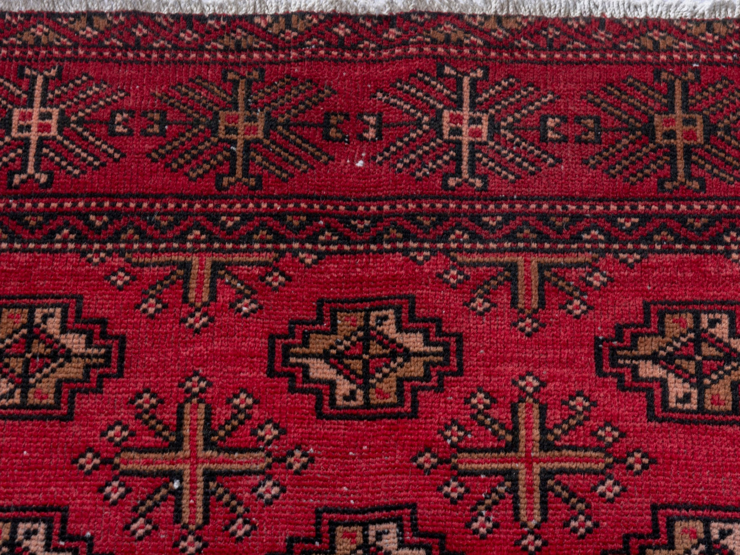 4734 - 4'10" x 10'1"