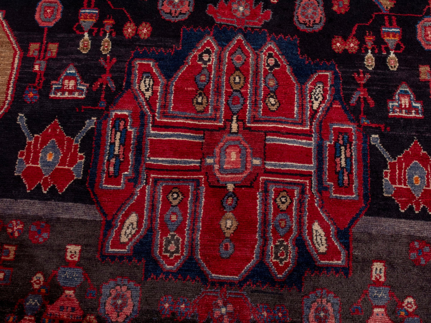 4744 - 5'10" x 10'10"