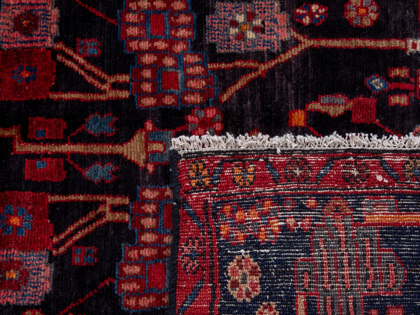 4744 - 5'10" x 10'10"