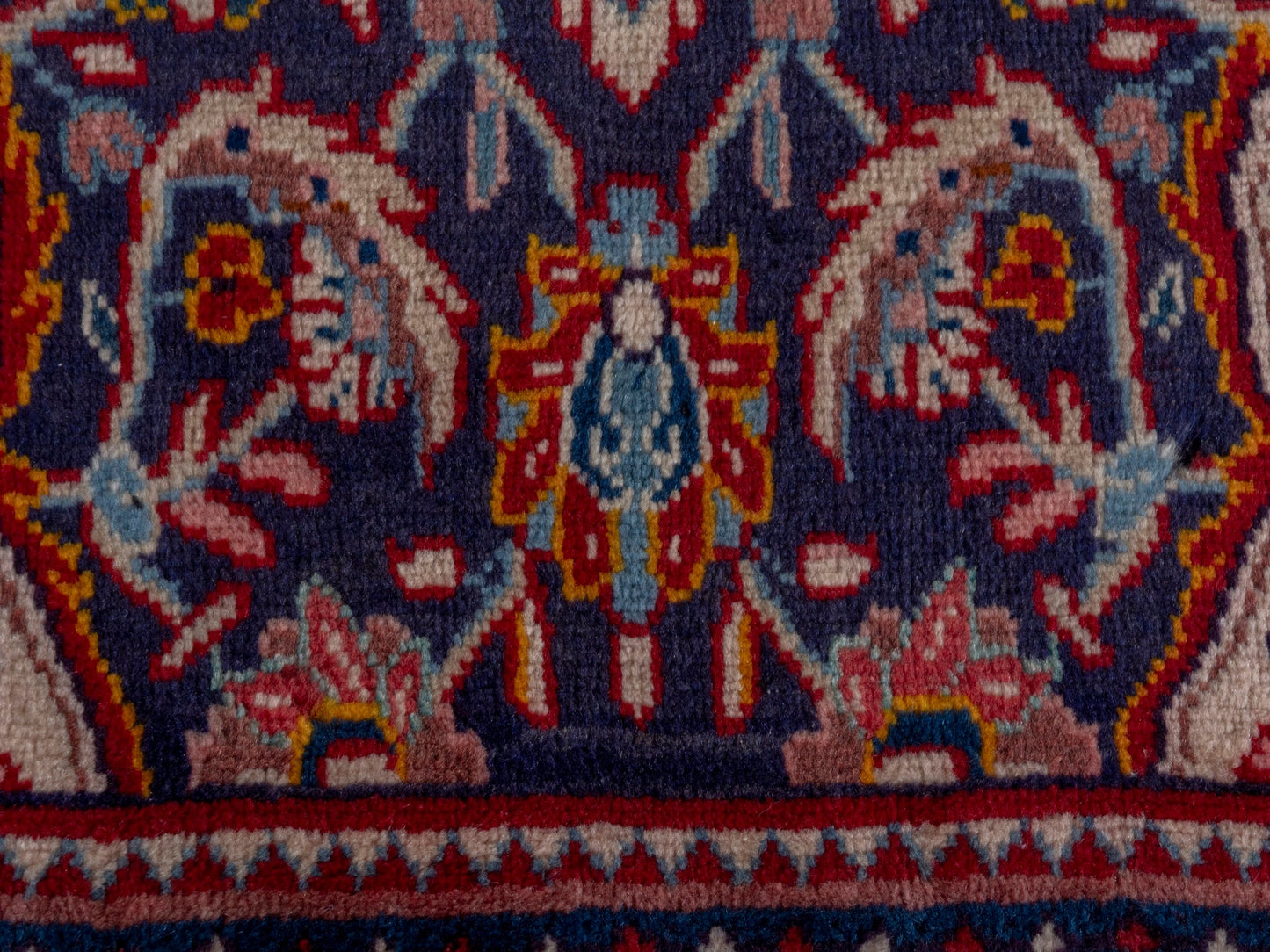 4747 - 4'10" x 10'5"