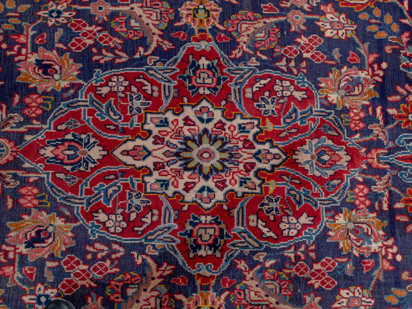 4747 - 4'10" x 10'5"