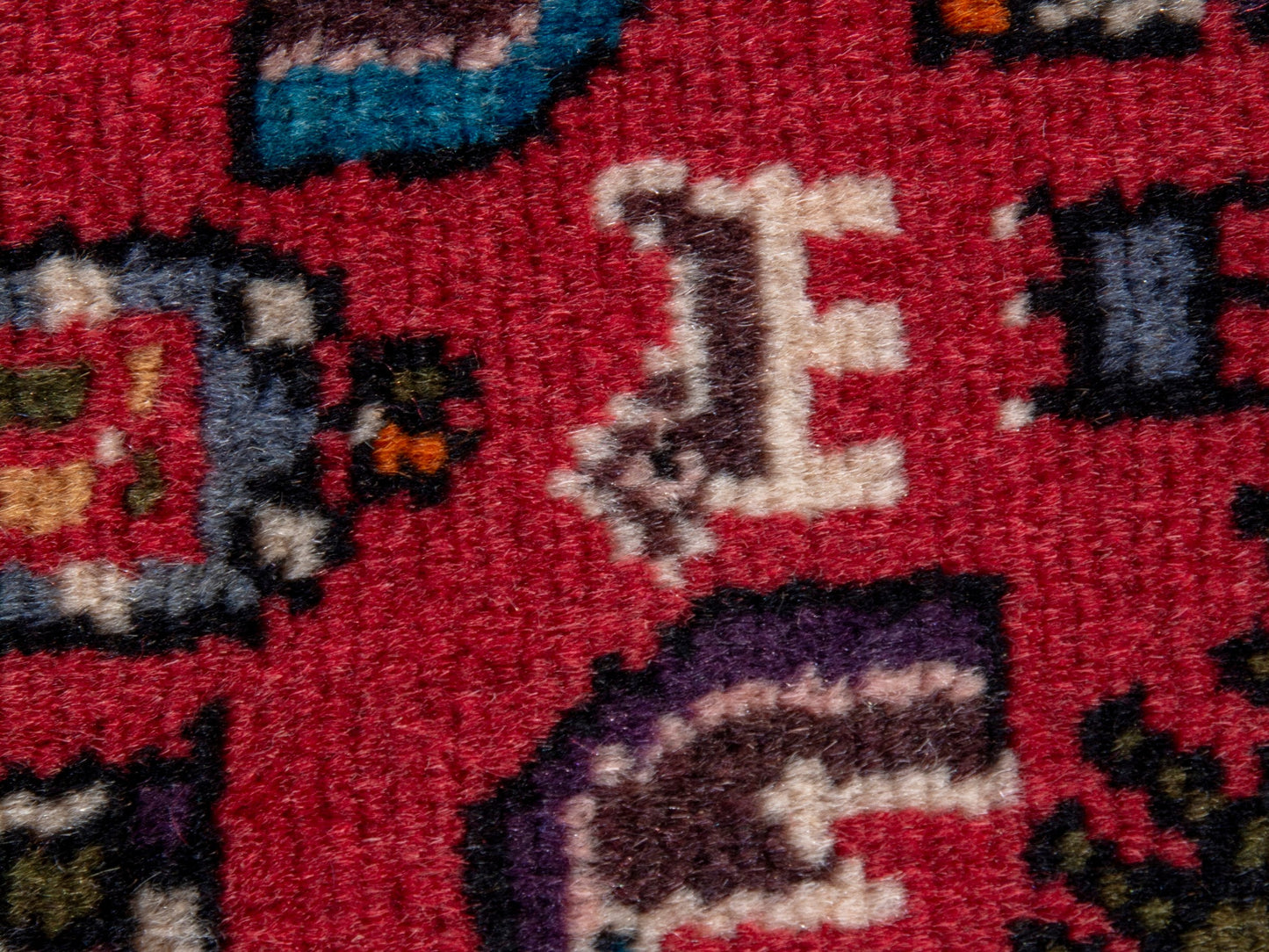 4757 - 4'11" x 10'8"