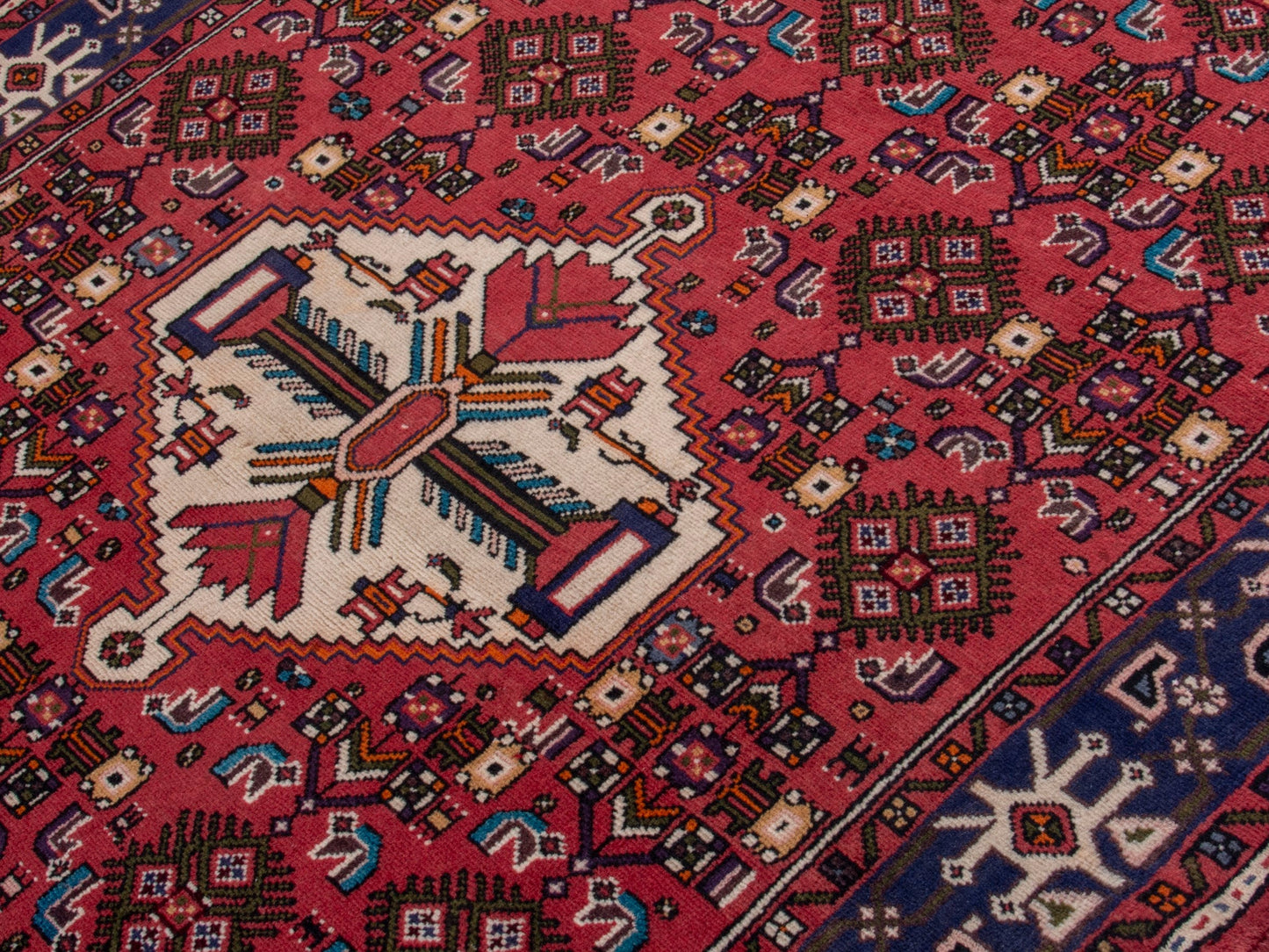 4757 - 4'11" x 10'8"