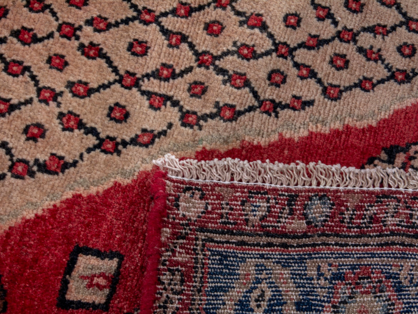 4766 - 4'11" x 9'10"