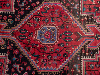 4769 - 4'11" x 10'3"