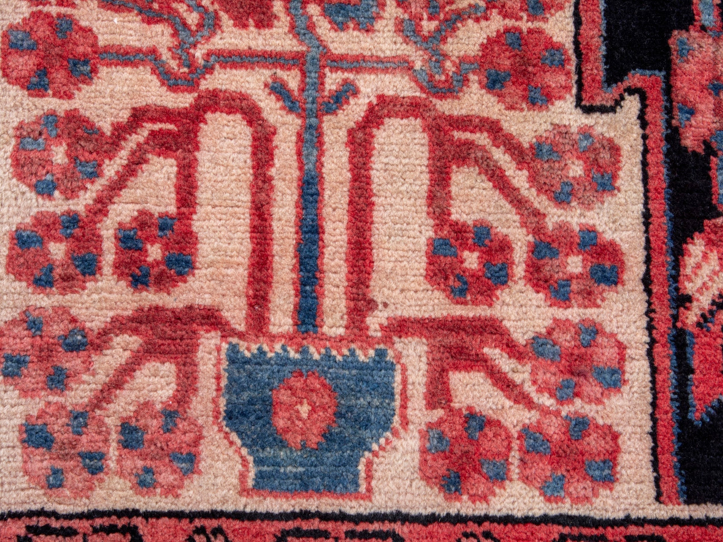 4775 - 4'11" x 10'6"