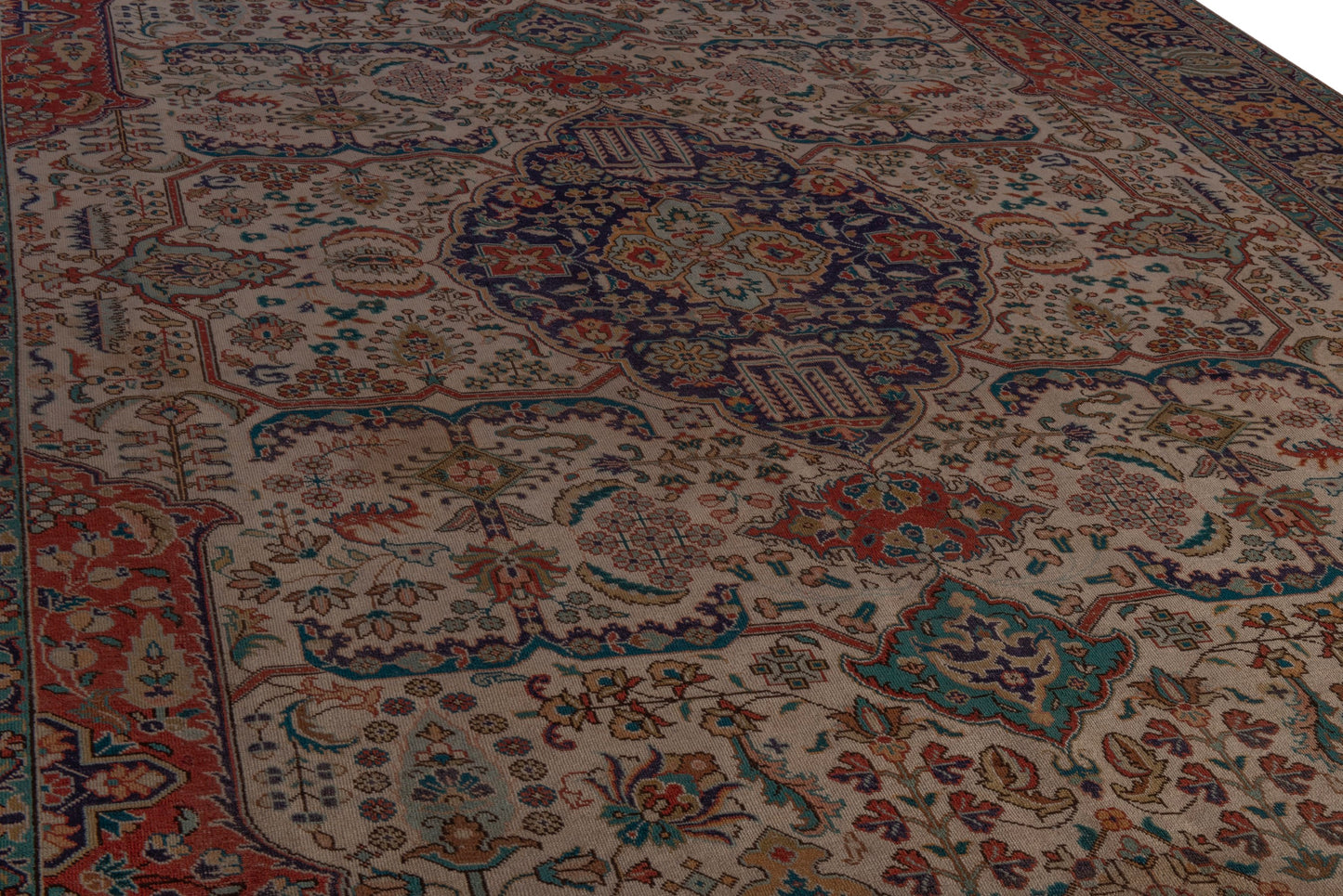 5065 - 9'10" x 15'10"