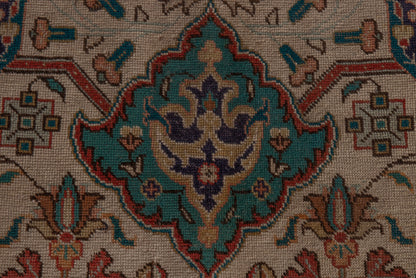 5065 - 9'10" x 15'10"