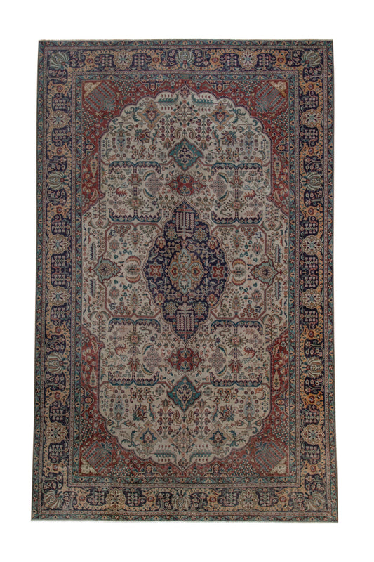 5065 - 9'10" x 15'10"