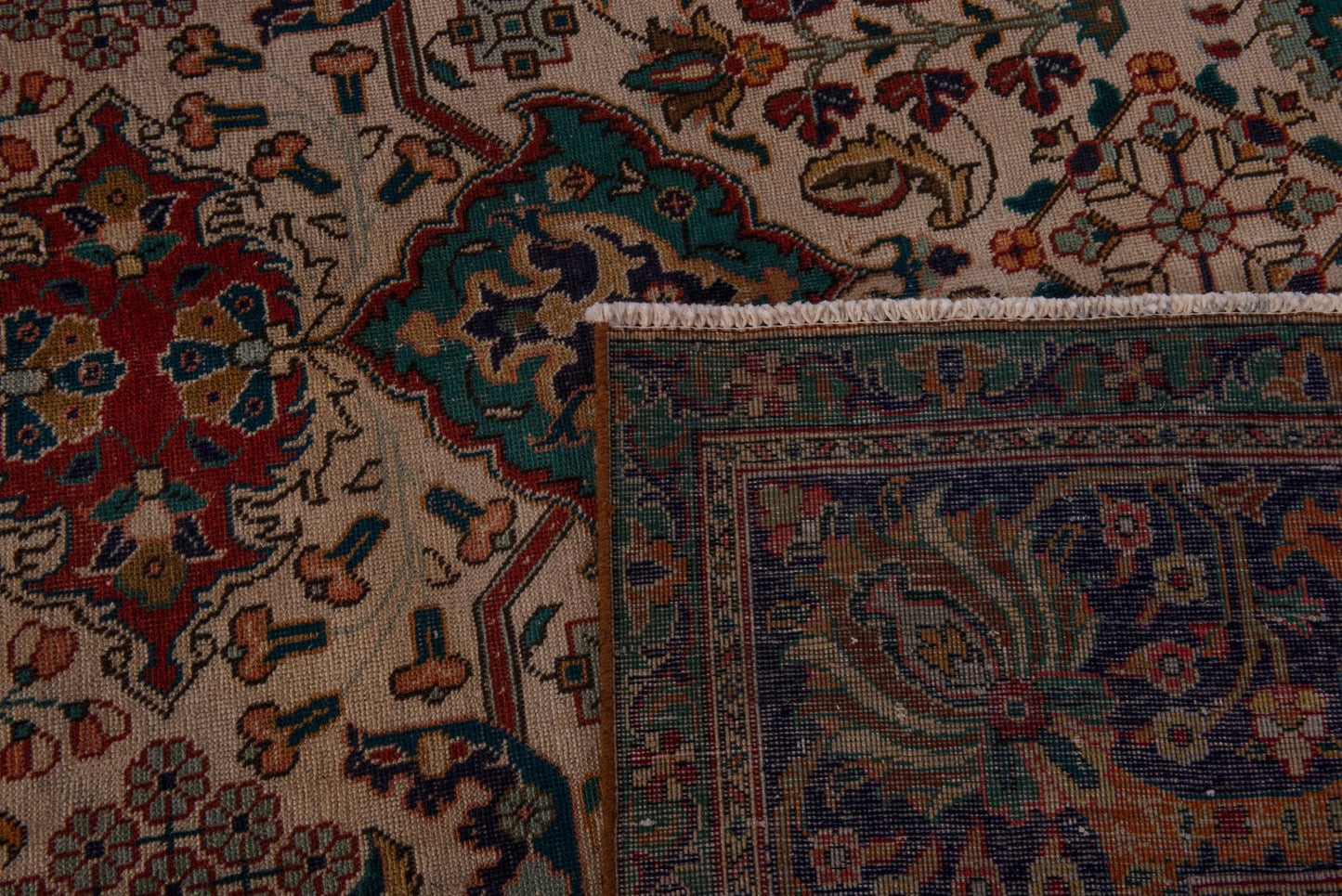 5065 - 9'10" x 15'10"