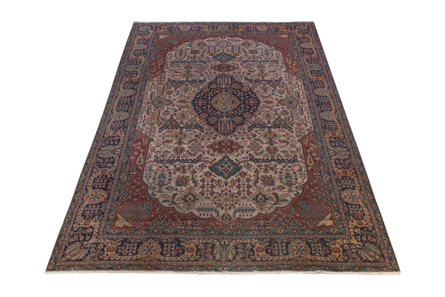 5065 - 9'10" x 15'10"