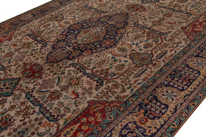 5065 - 9'10" x 15'10"