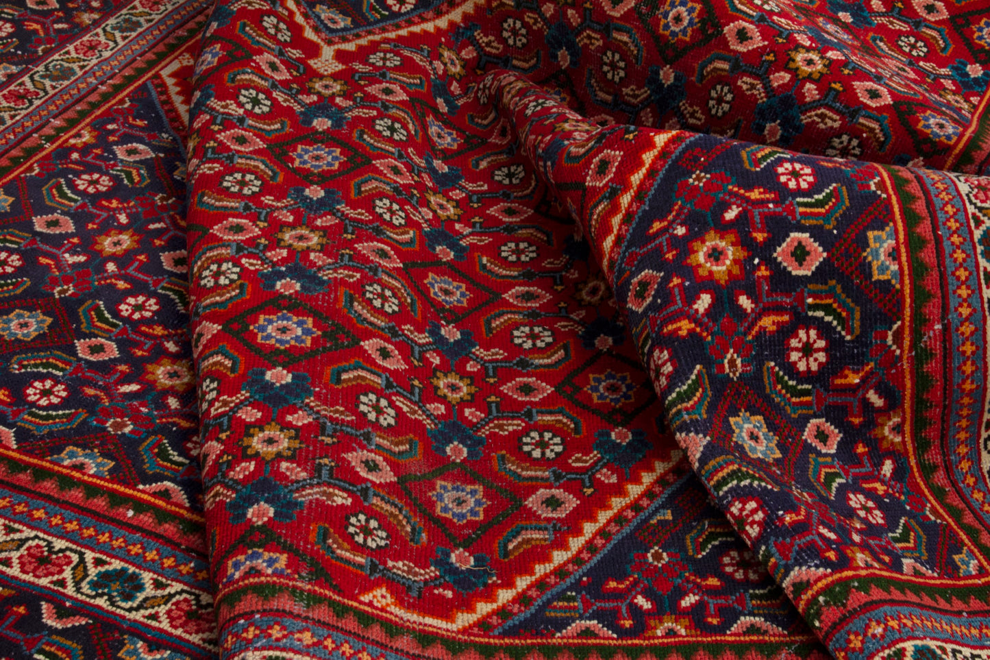 5076 - 8'10" x 12'2"