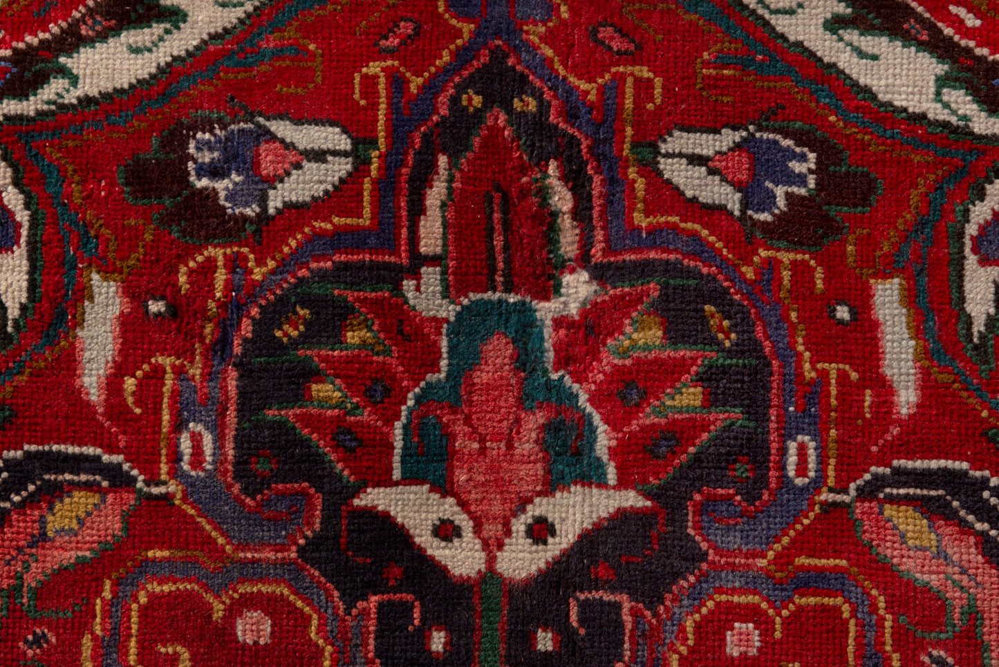 5079 - 9'3" x 11'10"