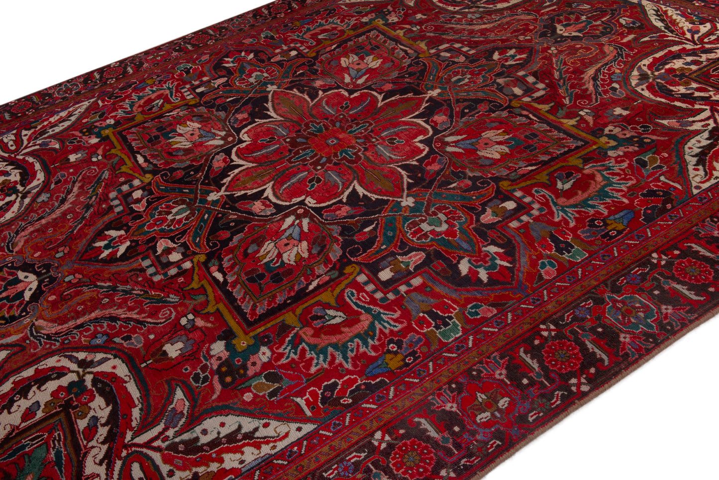 5079 - 9'3" x 11'10"