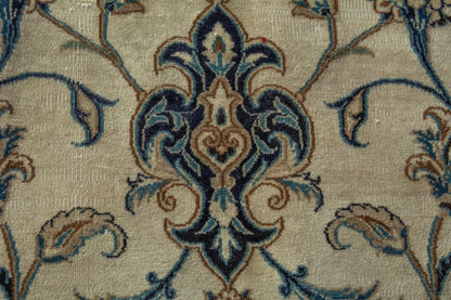 5092 - 9'7" x 12'10"