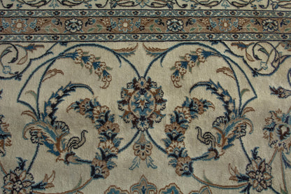 5092 - 9'7" x 12'10"