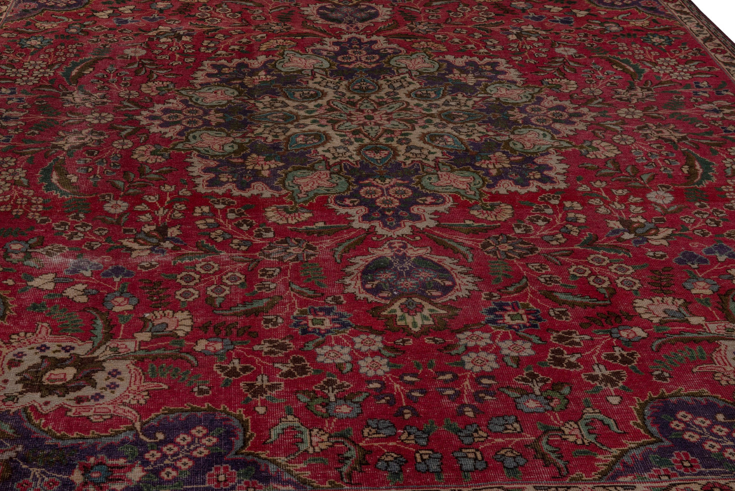 5093 - 7'9" x 10'10"