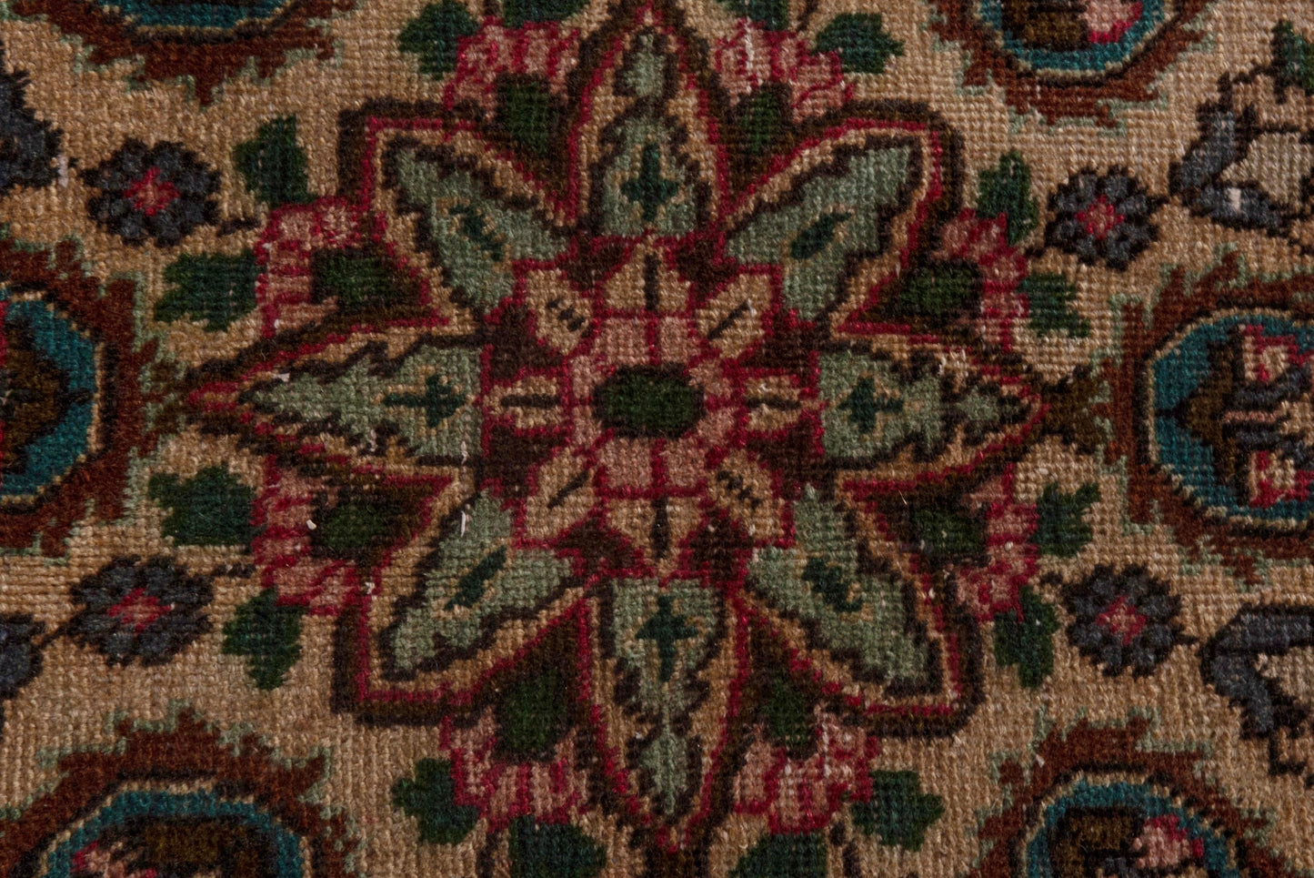 5093 - 7'9" x 10'10"