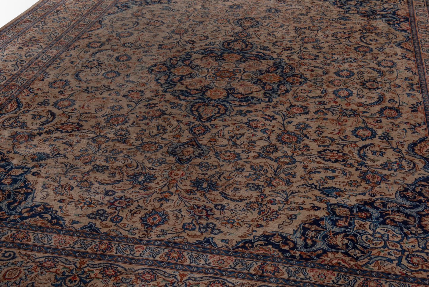 5095 - 9'11" x 12'6"