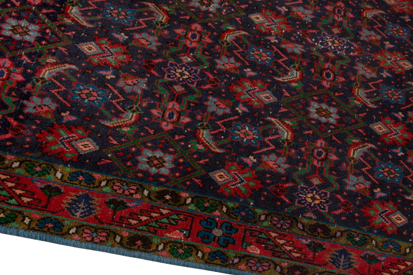 5097 - 5'11" x 11'11"