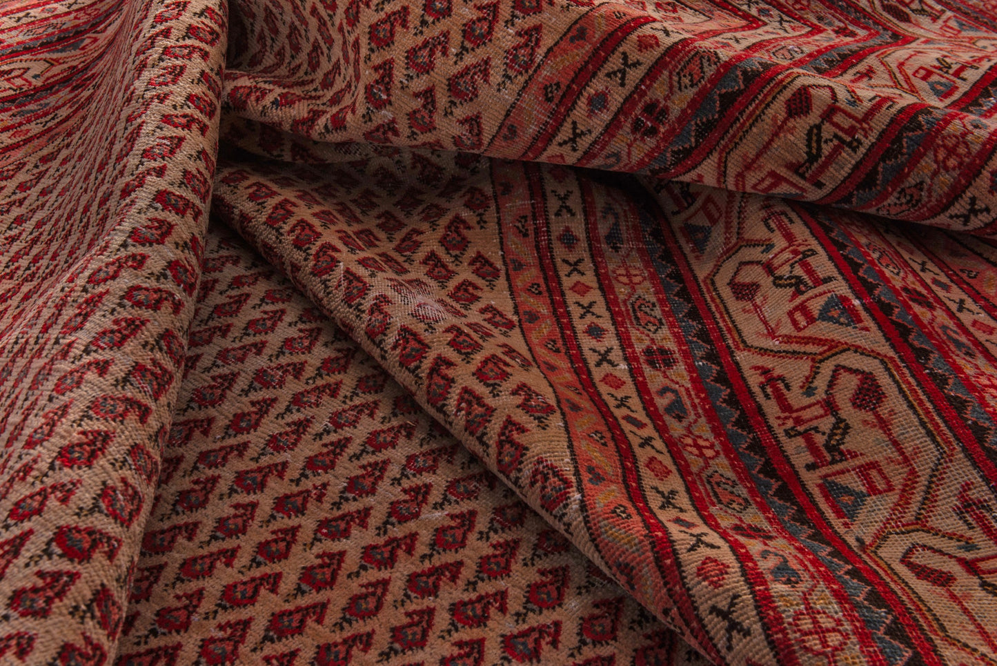 5102 - 8'6" x 13'11"