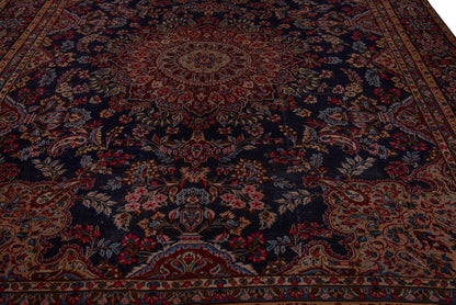 5110 - 8'11" x 12'10"