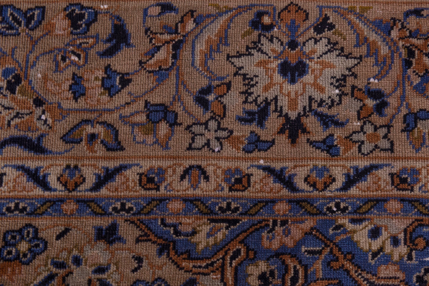 5113 - 8'1" x 11'11"