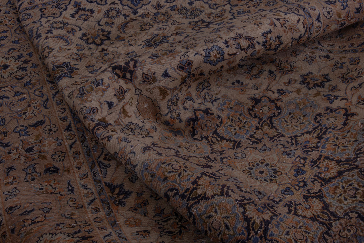 5113 - 8'1" x 11'11"