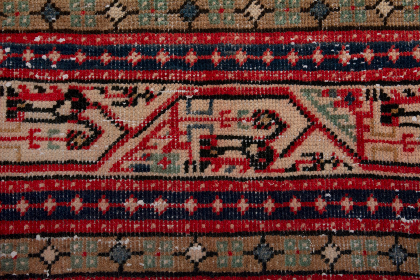 5117 - 7'7" x 11'10"