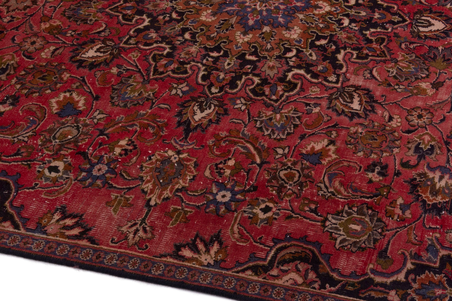 5124 - 6'11" x 10'5"