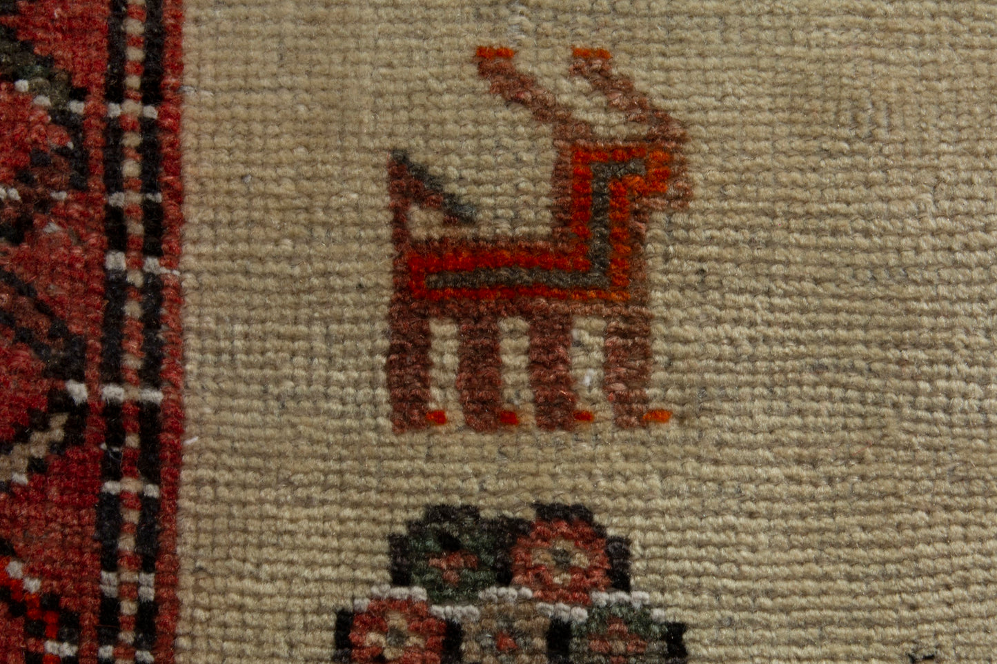 5242 - 2'2" x 3'2"