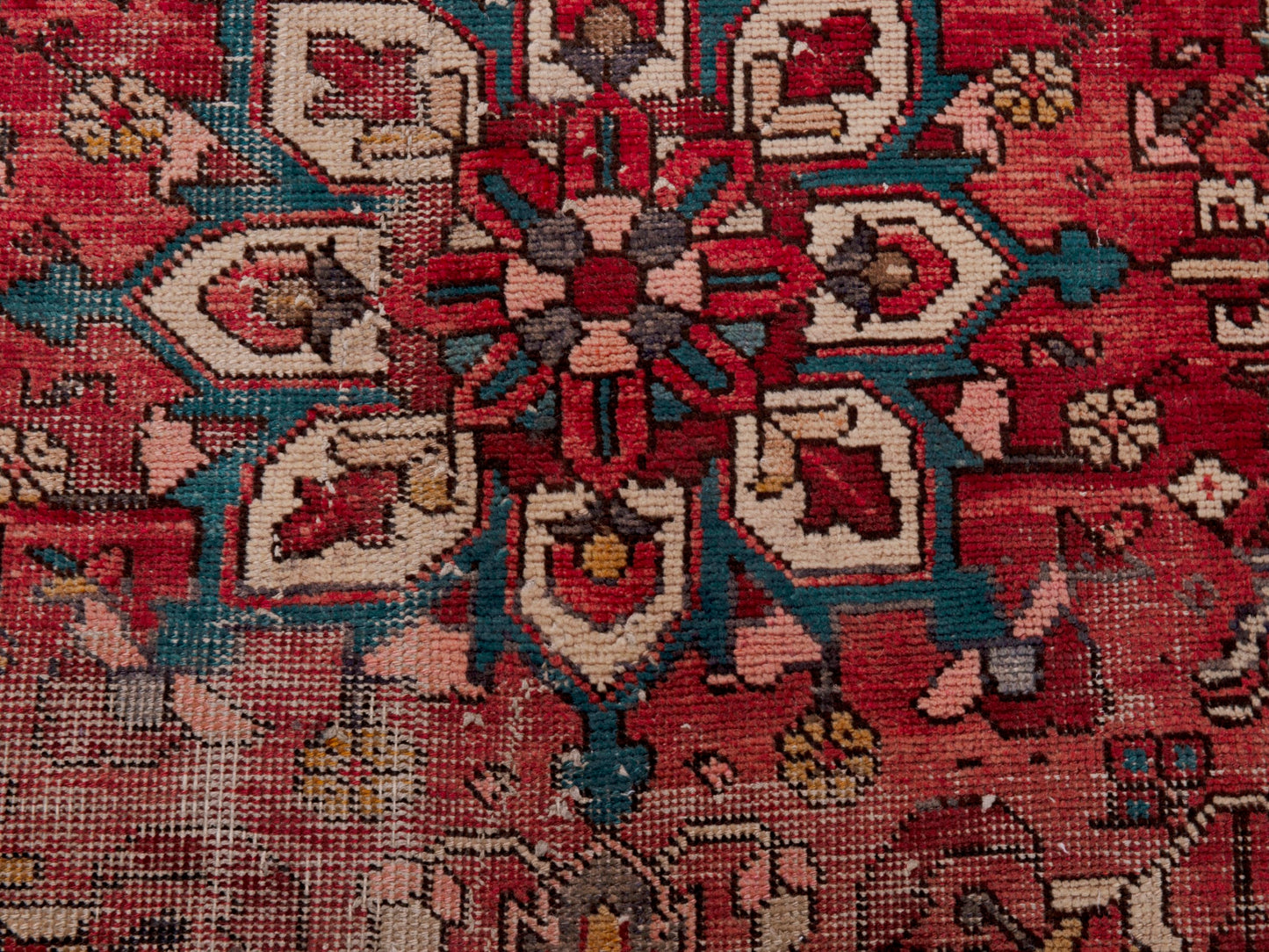 5431 - 3'7" x 13'1"