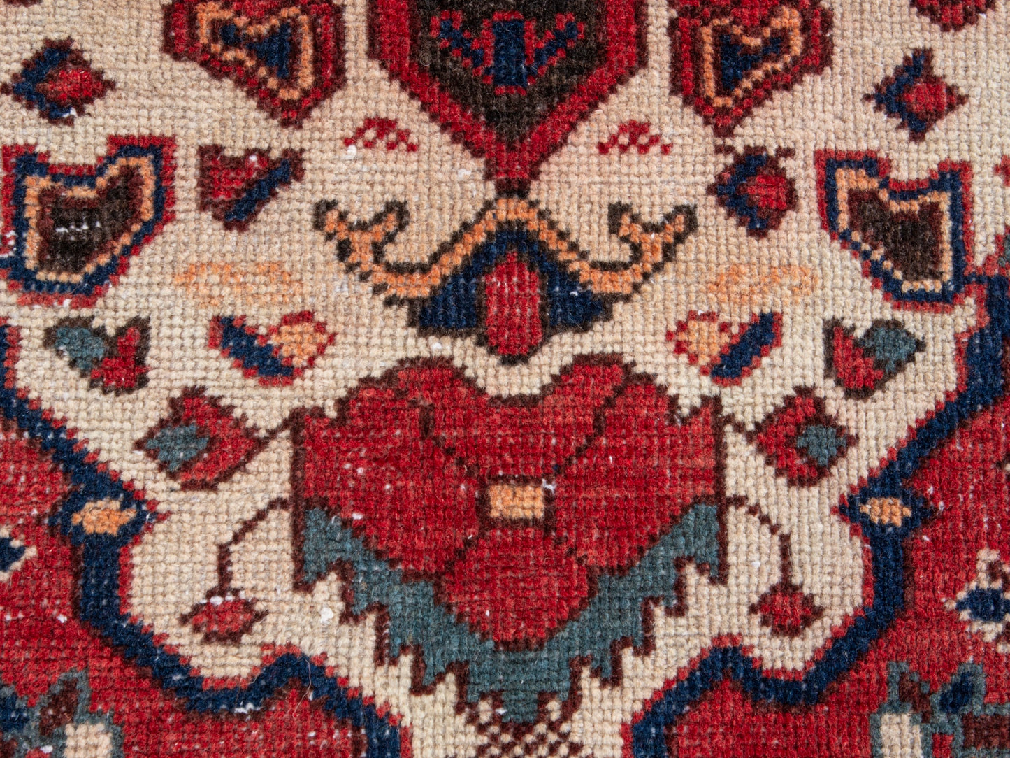 5499 - 4'11" x 9'9"