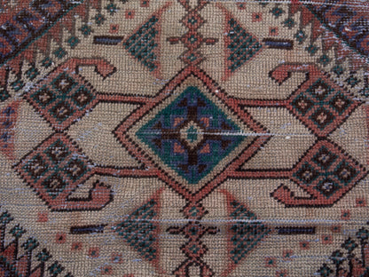5509 - 3'11" x 9'1"