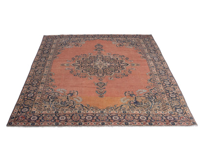 5558 - 7'5" x 10'8"