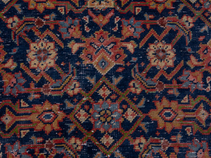 5613 - 10'3" x 14'1"