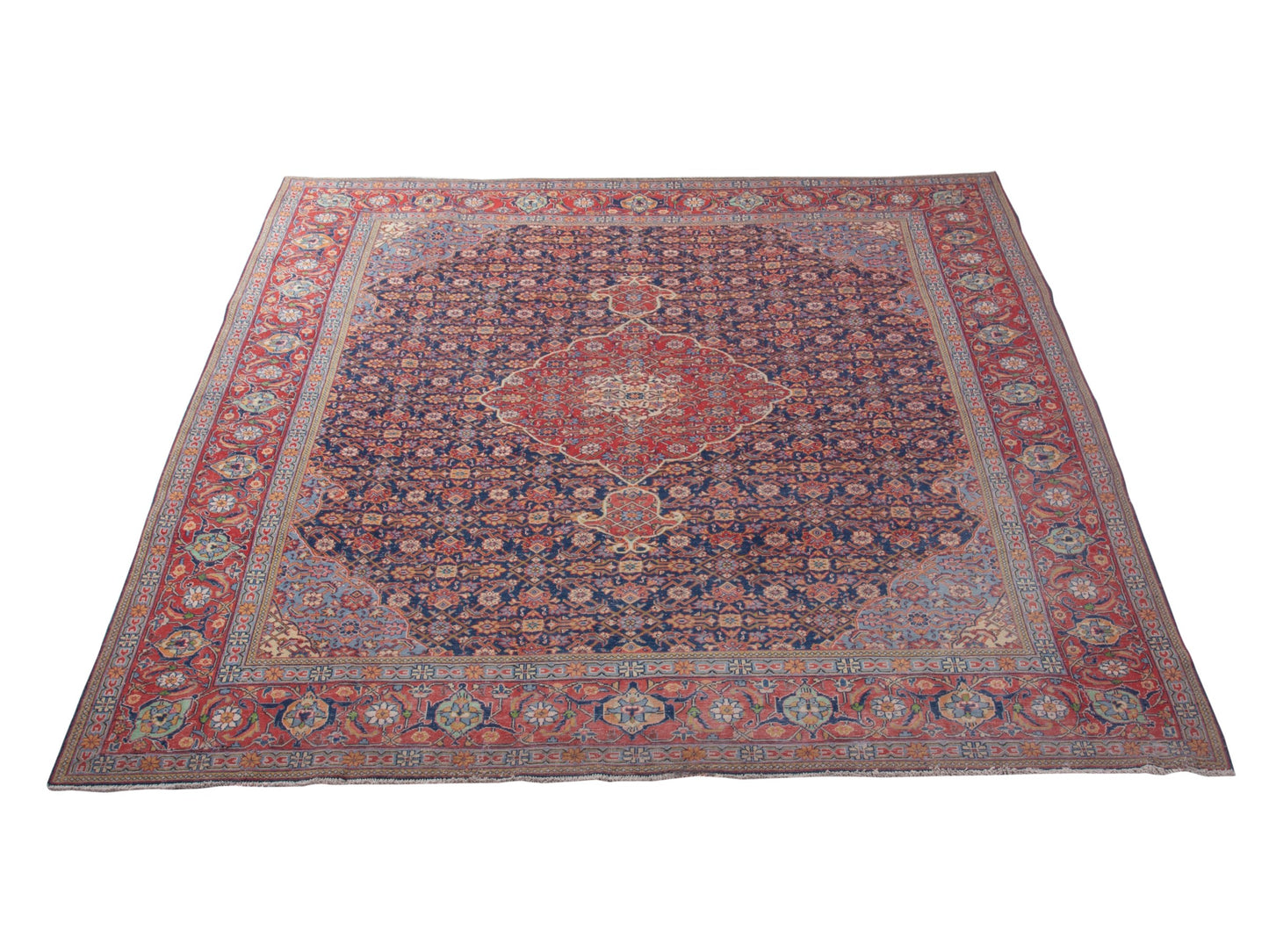 5613 - 10'3" x 14'1"