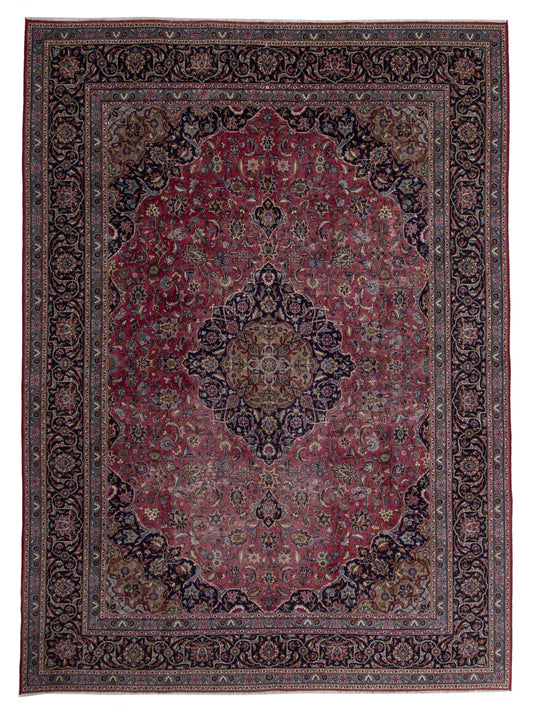 5620 - 9'11" x 13'3"