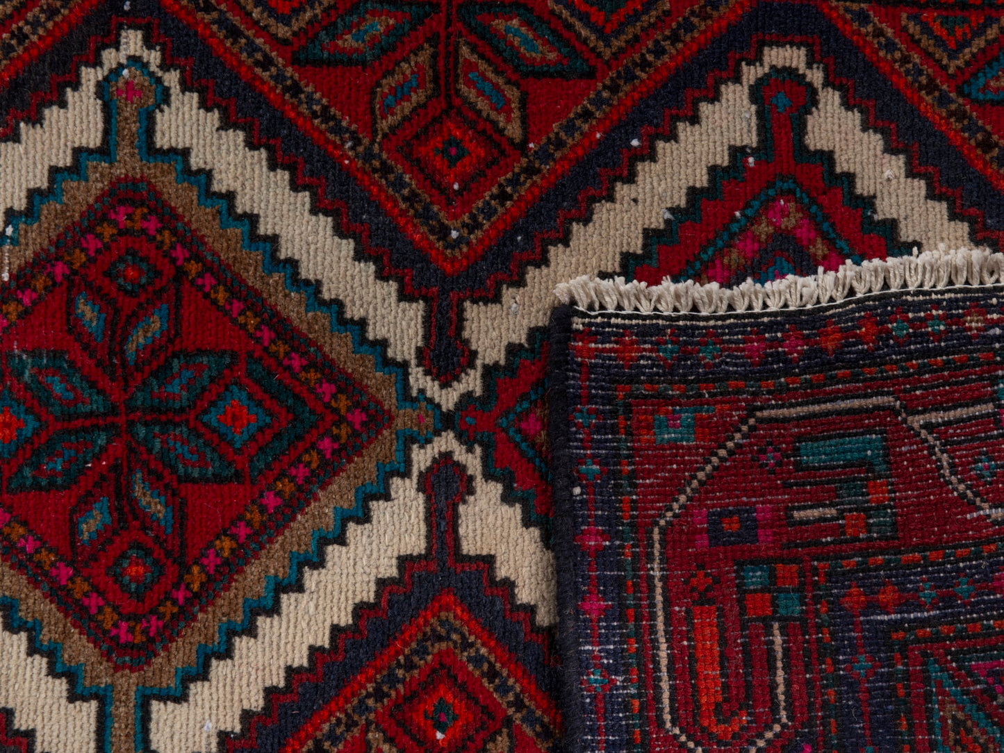 5671 - 2'7" x 10'8"