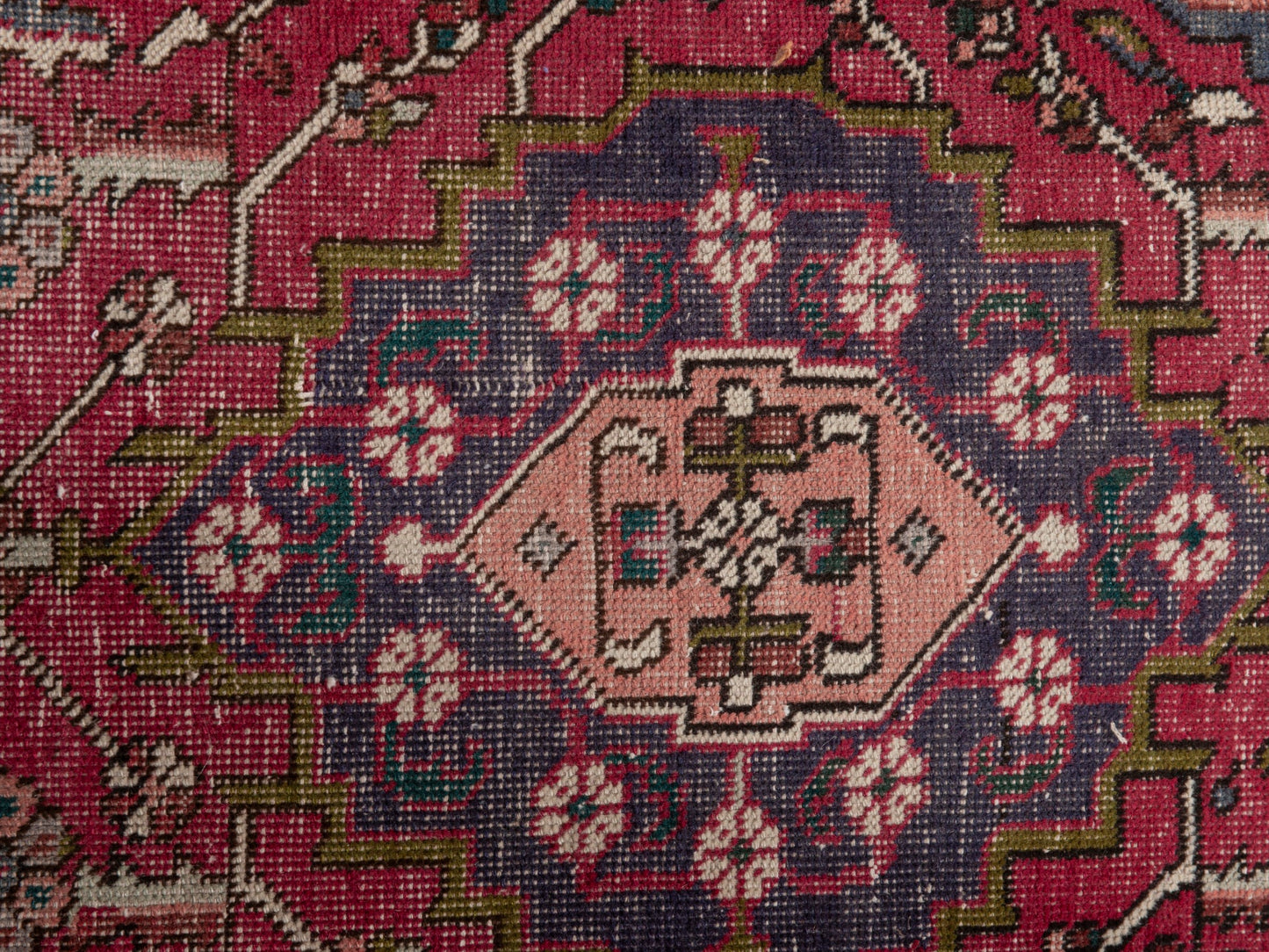 5673 - 2'11" x 7'9"