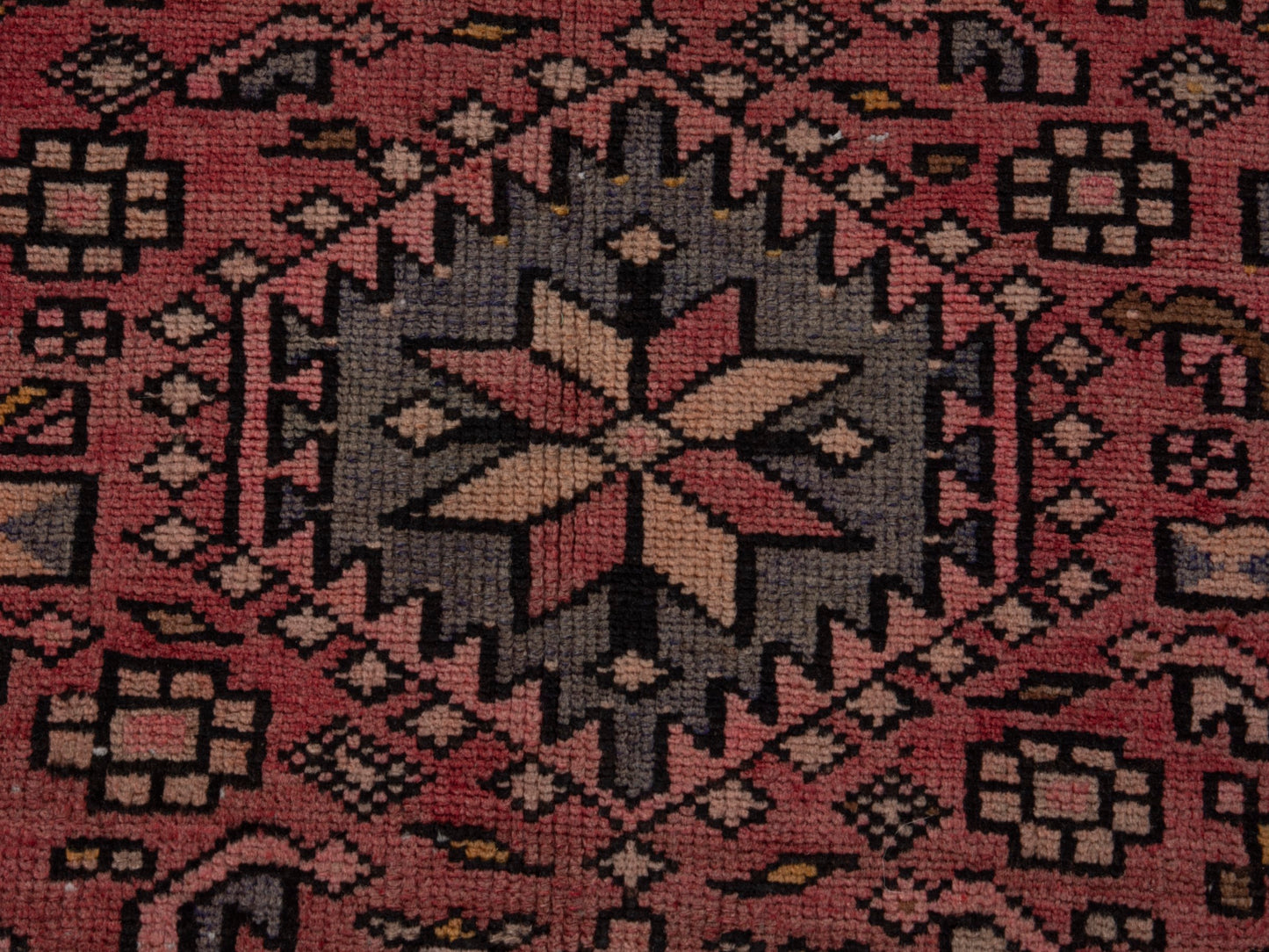 5678 - 3'3" x 9'1"