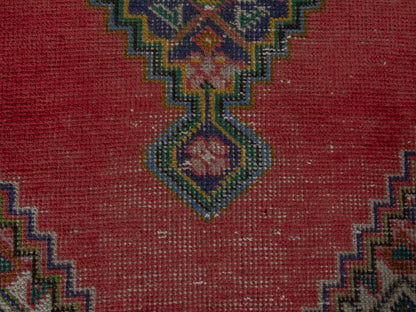 5687 - 2'11" x 4'10"