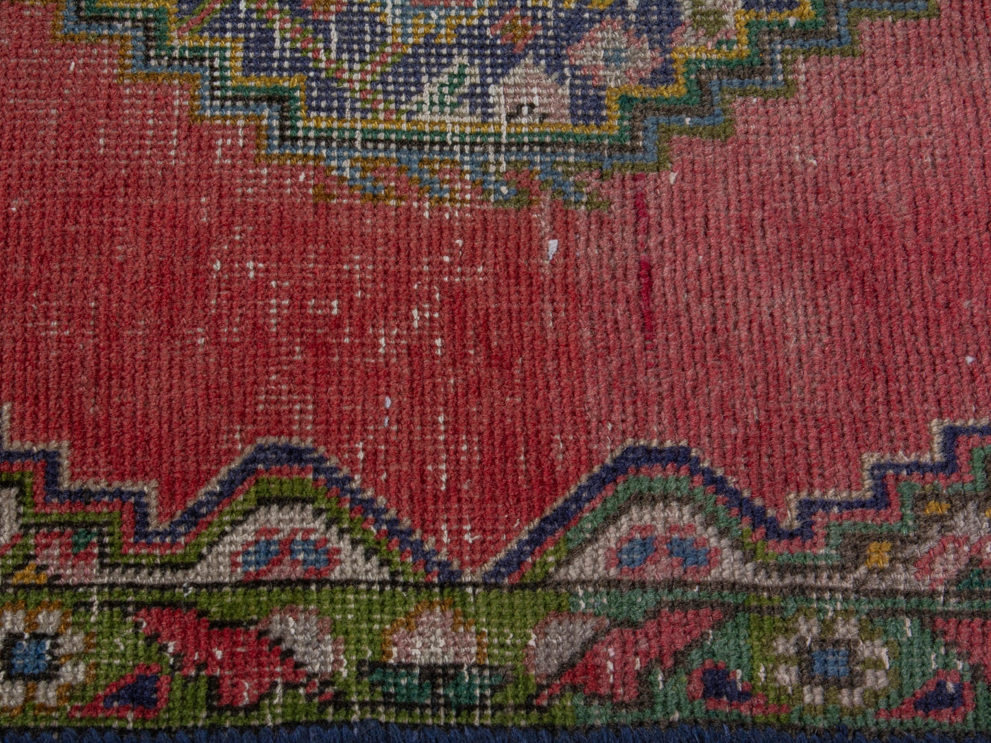 5687 - 2'11" x 4'10"