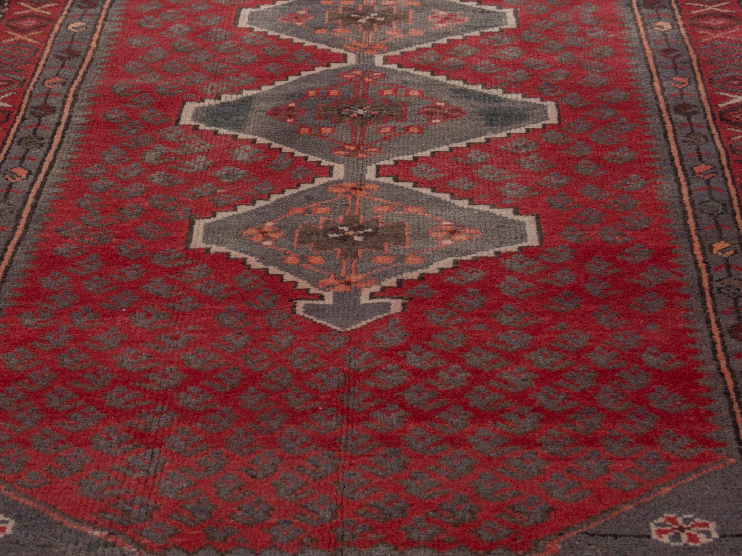 5714 - 2'11" x 5'11"