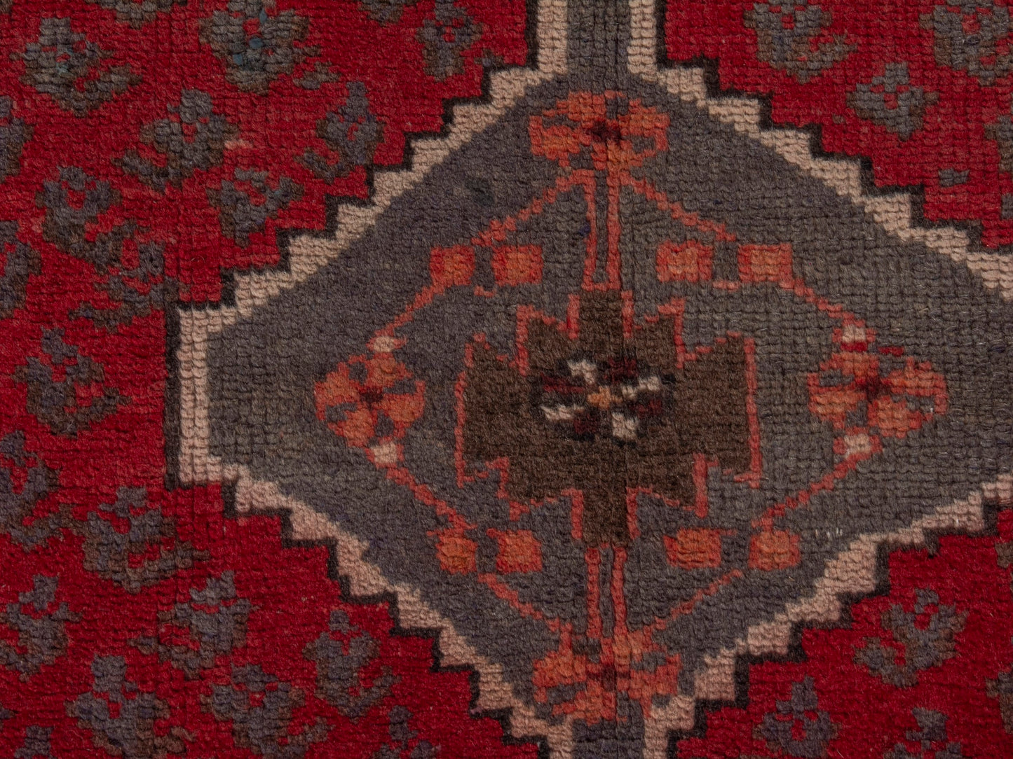 5714 - 2'11" x 5'11"
