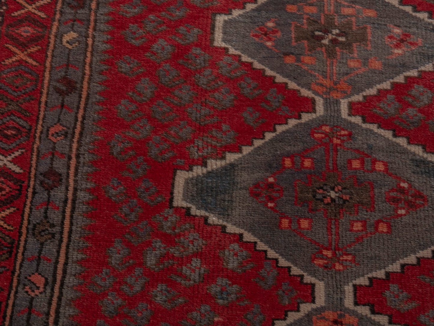 5714 - 2'11" x 5'11"